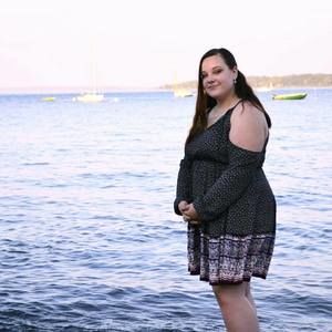 Meet your Posher, Leneya